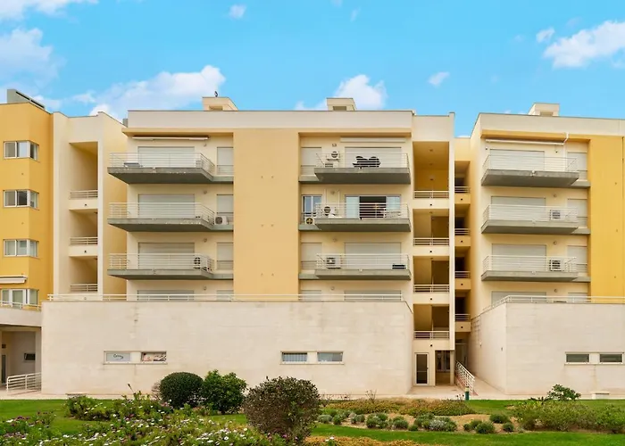 Whome Family Holidays W/ S-pool, Ac, Elevator & Garage * Картейра