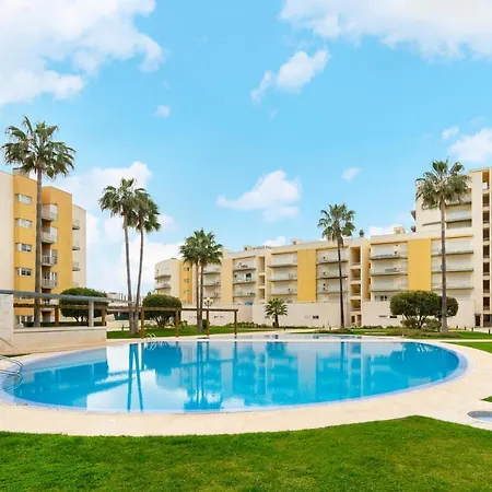 Whome Family Holidays W/ S-pool, Ac, Elevator & Garage * Quarteira
