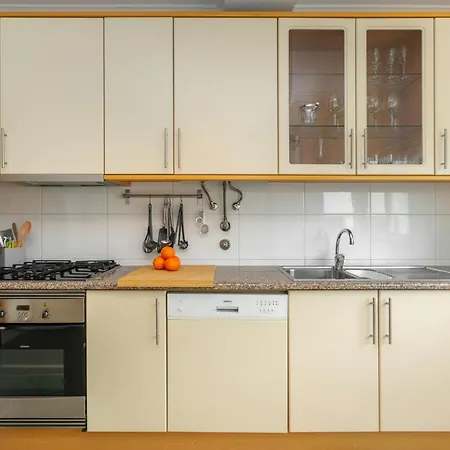 Appartement Whome Family Holidays W/ S-pool, Ac, Elevator & Garage *