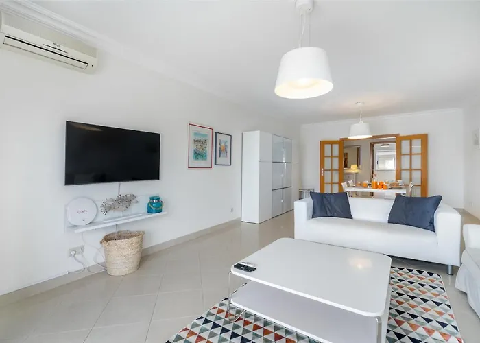 Whome Family Holidays W/ S-pool, Ac, Elevator & Garage *