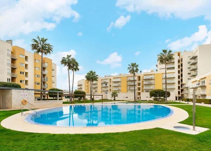 Whome Family Holidays W/ S-pool, Ac, Elevator & Garage * Quarteira